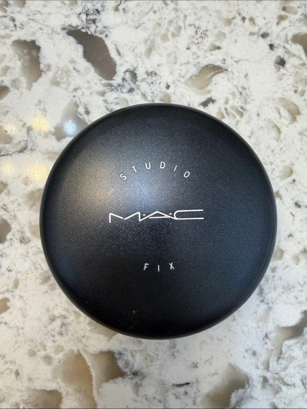 Rare and original Mac Studio fix powder in shade NC41